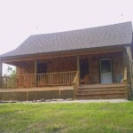 Gustave's 1887 Front Porch. Courtesy of Annie Miller, Website, https:www.gustavesgetaway.com.